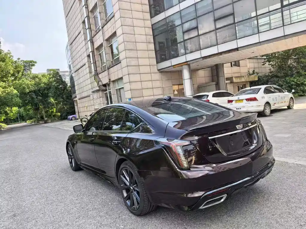 Cadillac CT5 — миниатюра 4