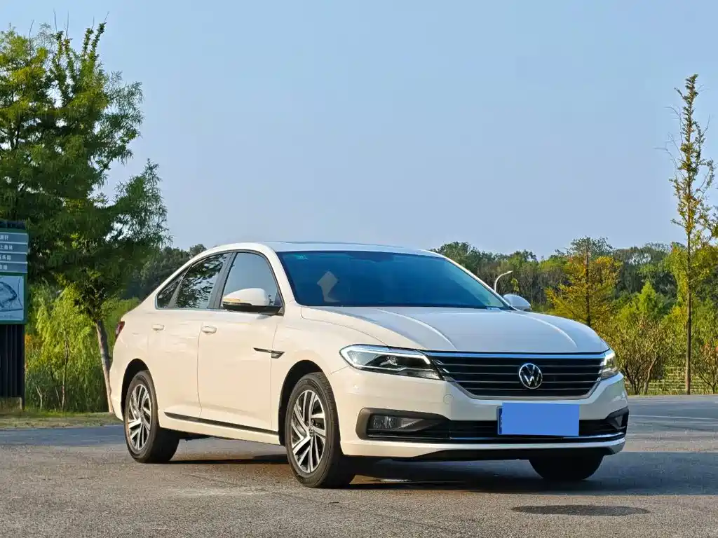 Volkswagen Lavida — миниатюра 3