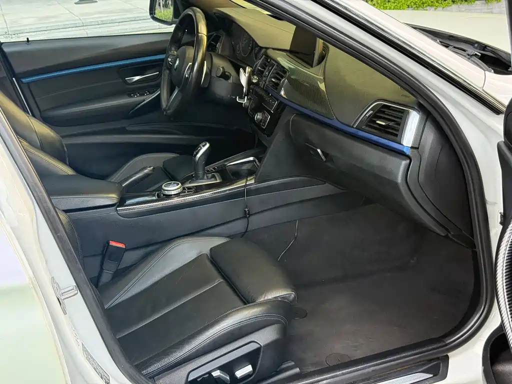 BMW 3 Series — миниатюра 13