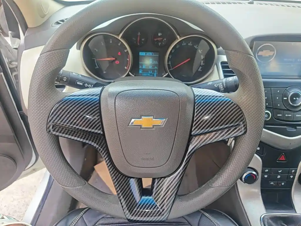 Chevrolet Cruze — миниатюра 11