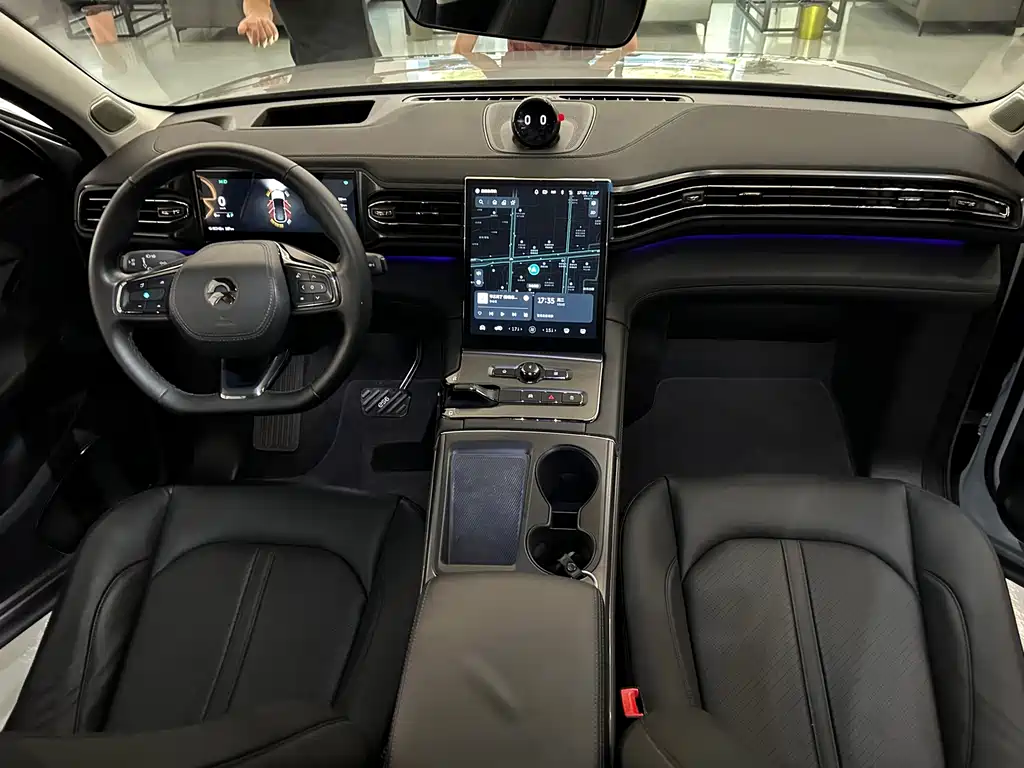 NIO ES6 — миниатюра 9