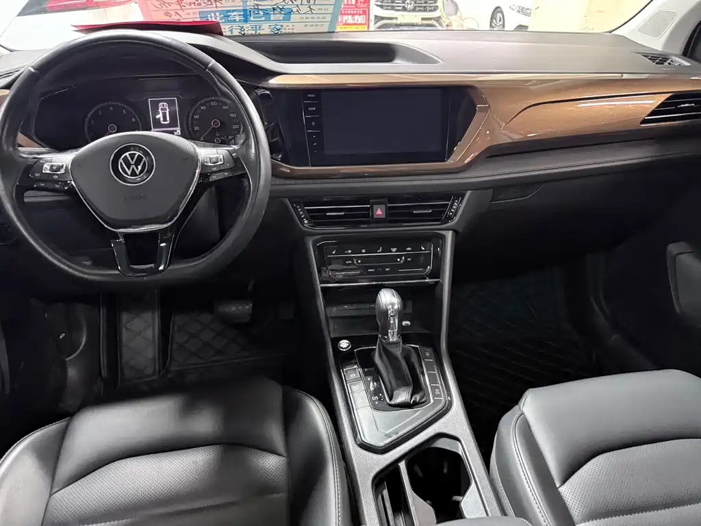 Volkswagen Tharu - фото 13