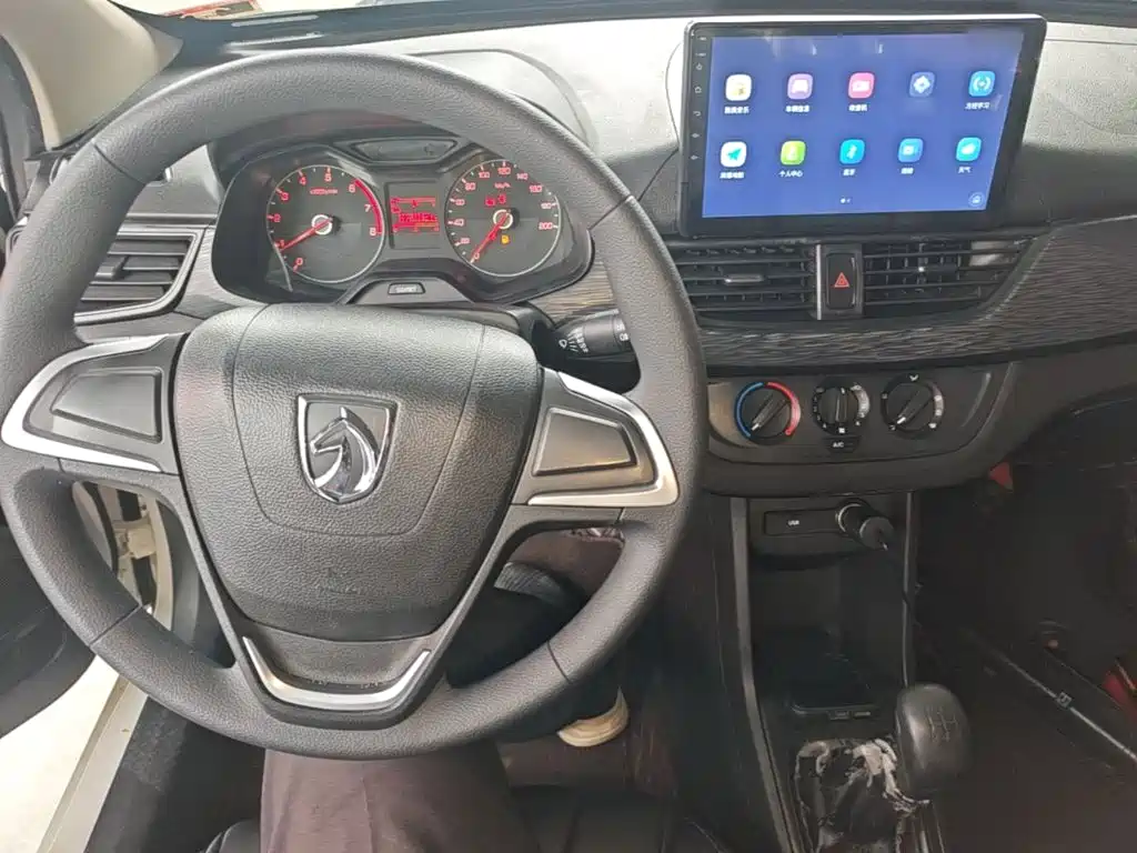Baojun 310 — миниатюра 10
