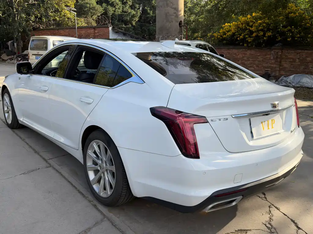 Cadillac CT5 — миниатюра 11