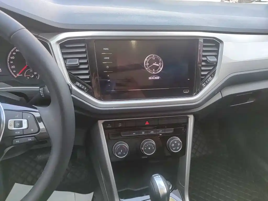 Volkswagen T-Roc 2021 — фото 12
