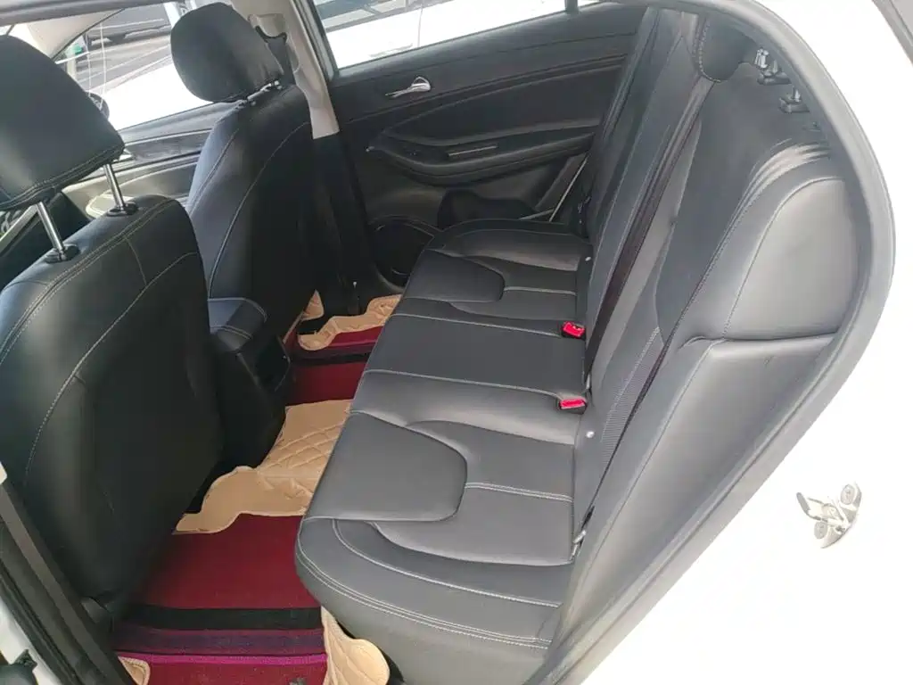 Chery Arrizo 5 — миниатюра 17