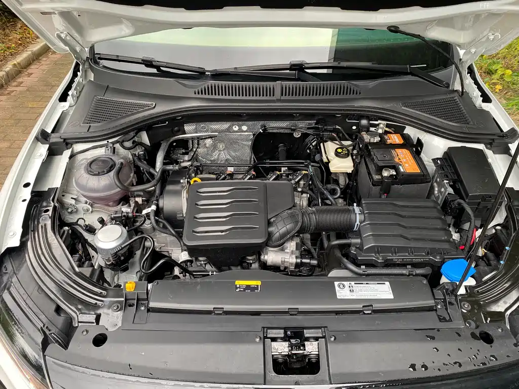 Volkswagen Lavida — миниатюра 8