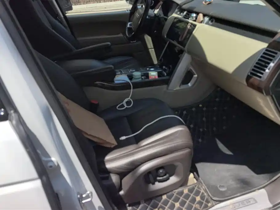 Land Rover Range Rover 2015 3.0 SC V6 Vogue SE Long Wheelbase