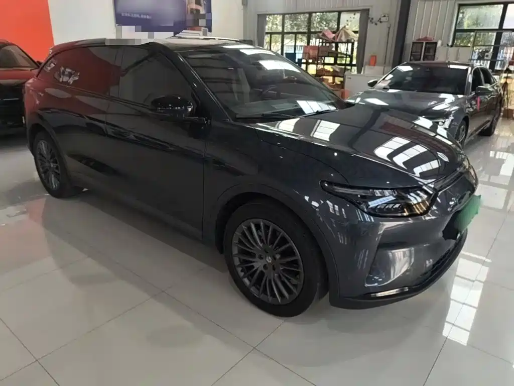 Leapmotor Leapmotor C11 — миниатюра 4