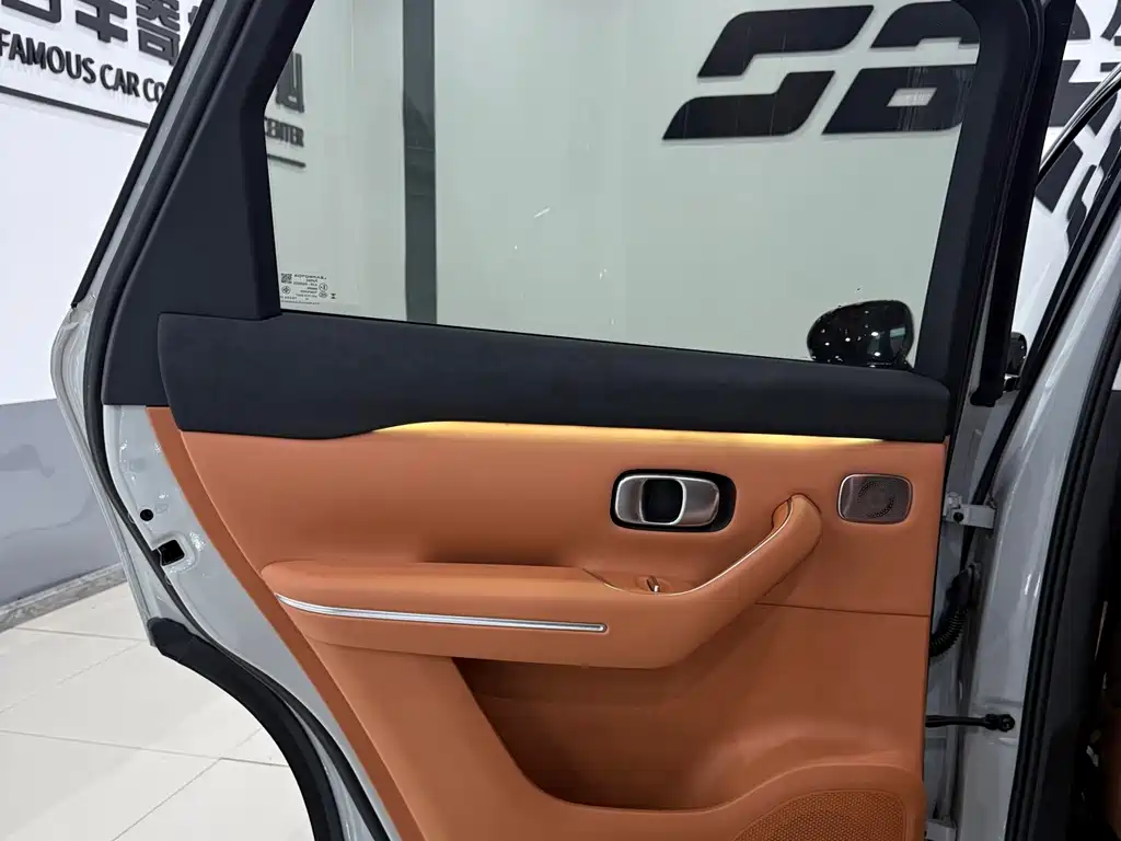 Leapmotor Leapmotor C10 — миниатюра 15