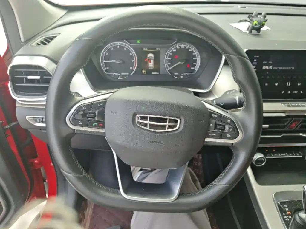 Geely Binyue — миниатюра 11
