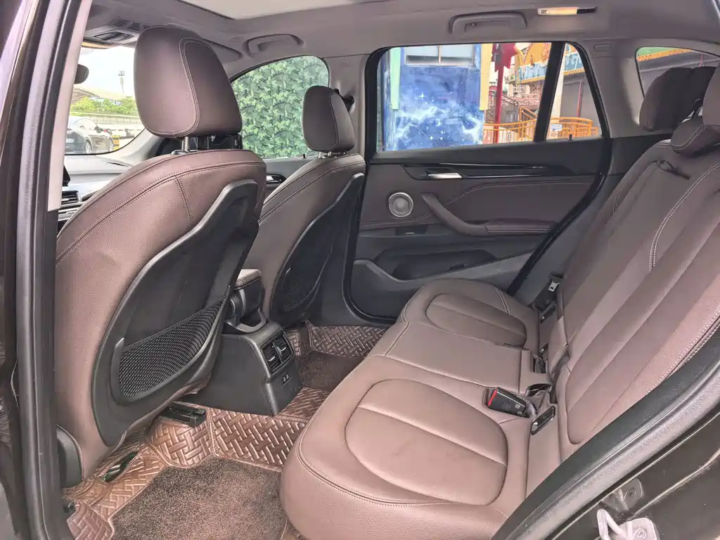 BMW X1 — миниатюра 9