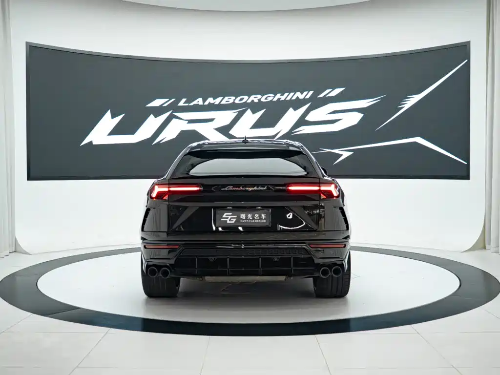 Lamborghini Urus — миниатюра 5