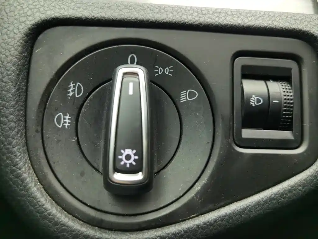 Volkswagen Golf — миниатюра 21