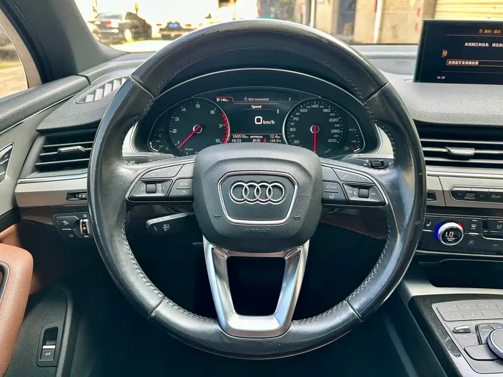 Audi Q7 — миниатюра 13
