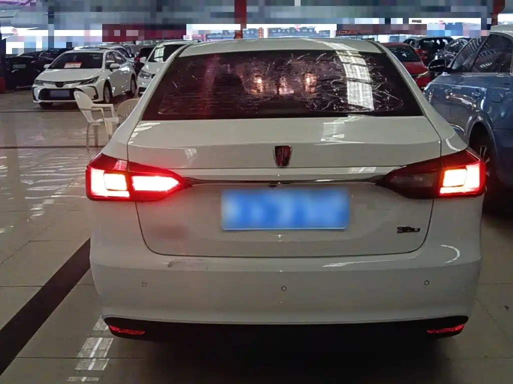 Roewe 360 — миниатюра 6