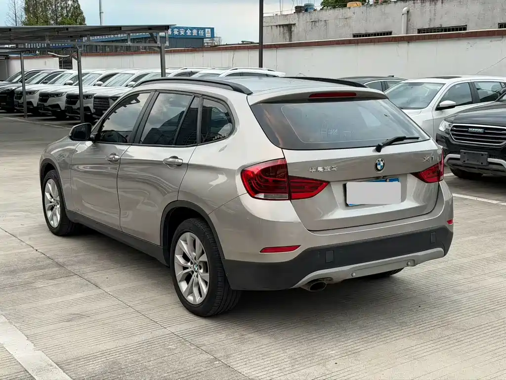 BMW X1 — миниатюра 9