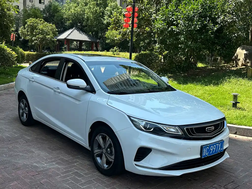 Geely Emgrand GL — миниатюра 3