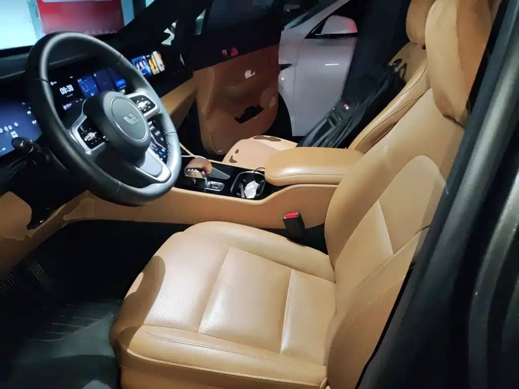 Li Auto Li ONE — миниатюра 17