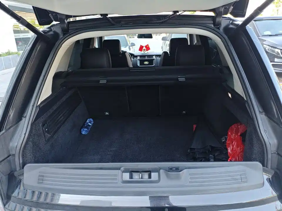 Land Rover Range Rover — миниатюра 10
