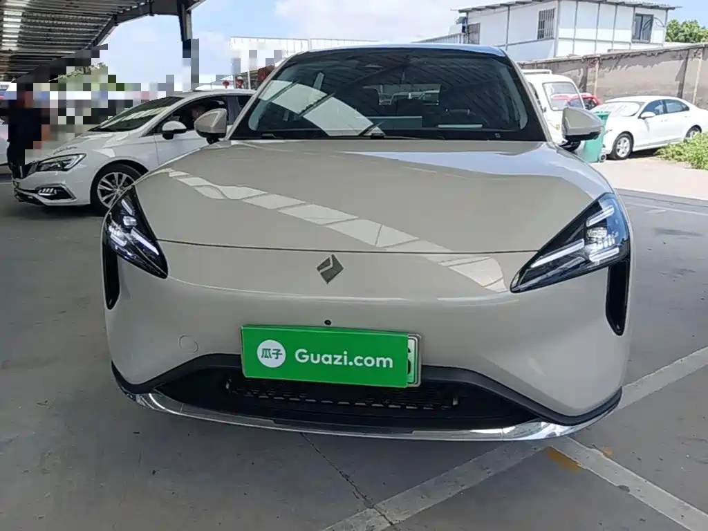Baojun Yunhai — миниатюра 3