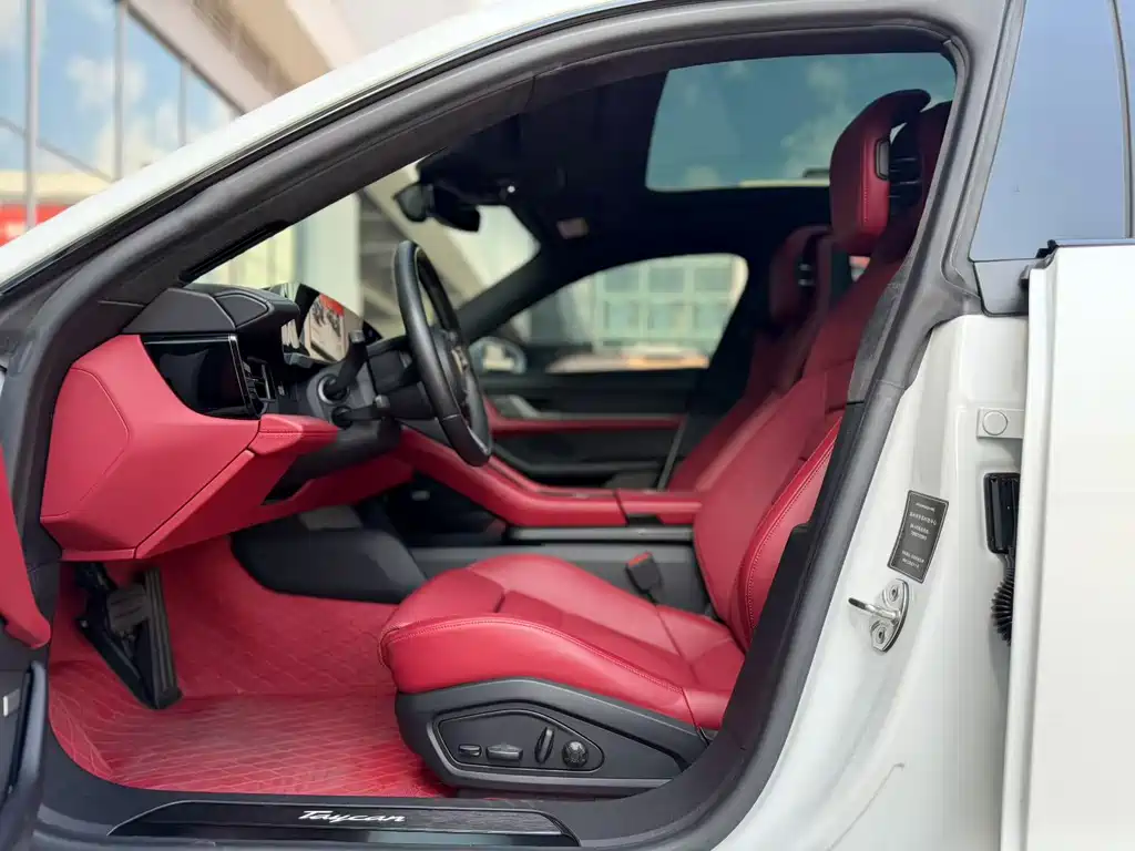 Porsche Taycan 2022 Taycan