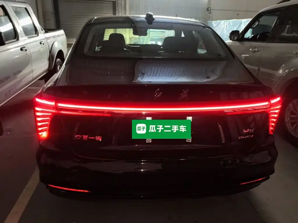 Hongqi H5 PHEV 2025 170