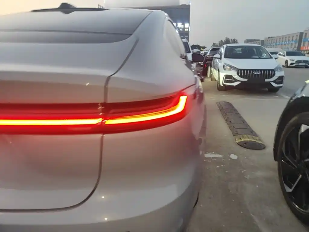 NIO ET7 — миниатюра 8