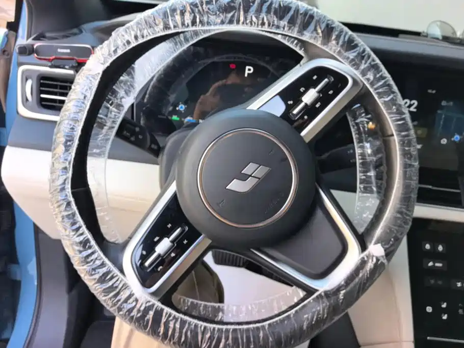 Li Auto Li ONE — миниатюра 15