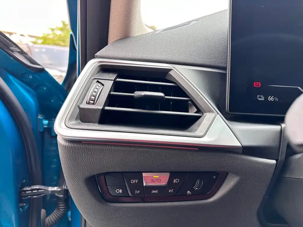 BMW i3 — миниатюра 18