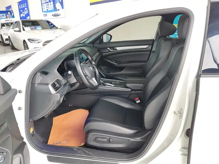 Honda Inspire 2022 260TURBO