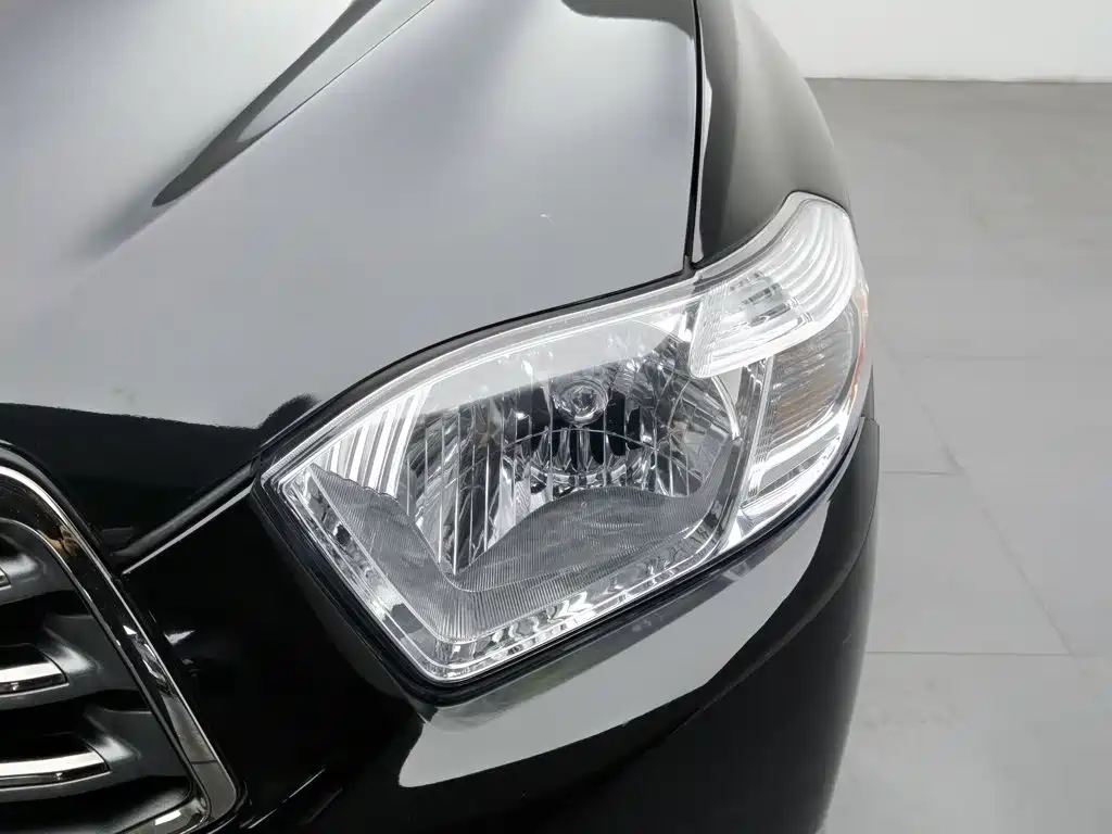 Toyota Highlander — миниатюра 7