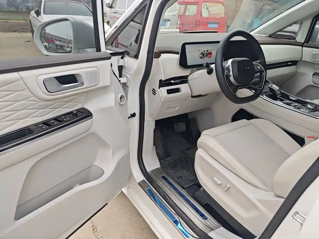 JAC Refine Refine RF8 — миниатюра 16