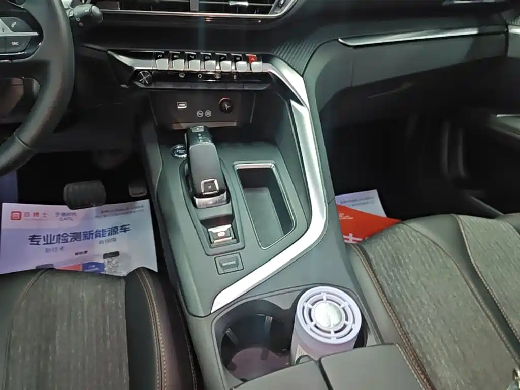 Peugeot 4008 — миниатюра 14