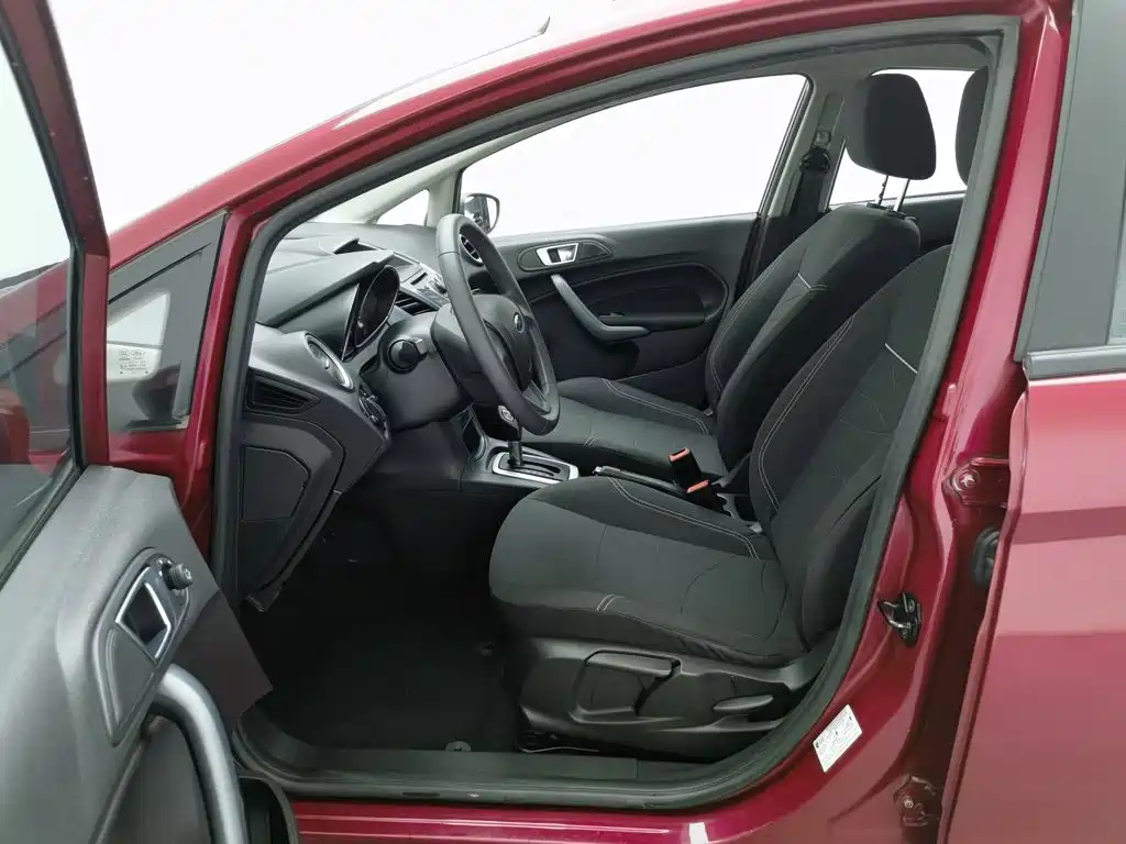 Ford Fiesta — миниатюра 10