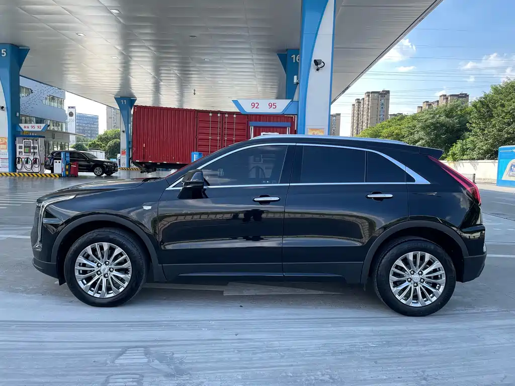 Cadillac XT4 — миниатюра 3