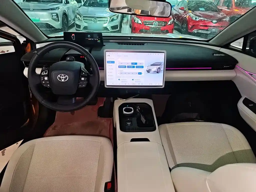 Toyota bZ5 2025 550 PRO