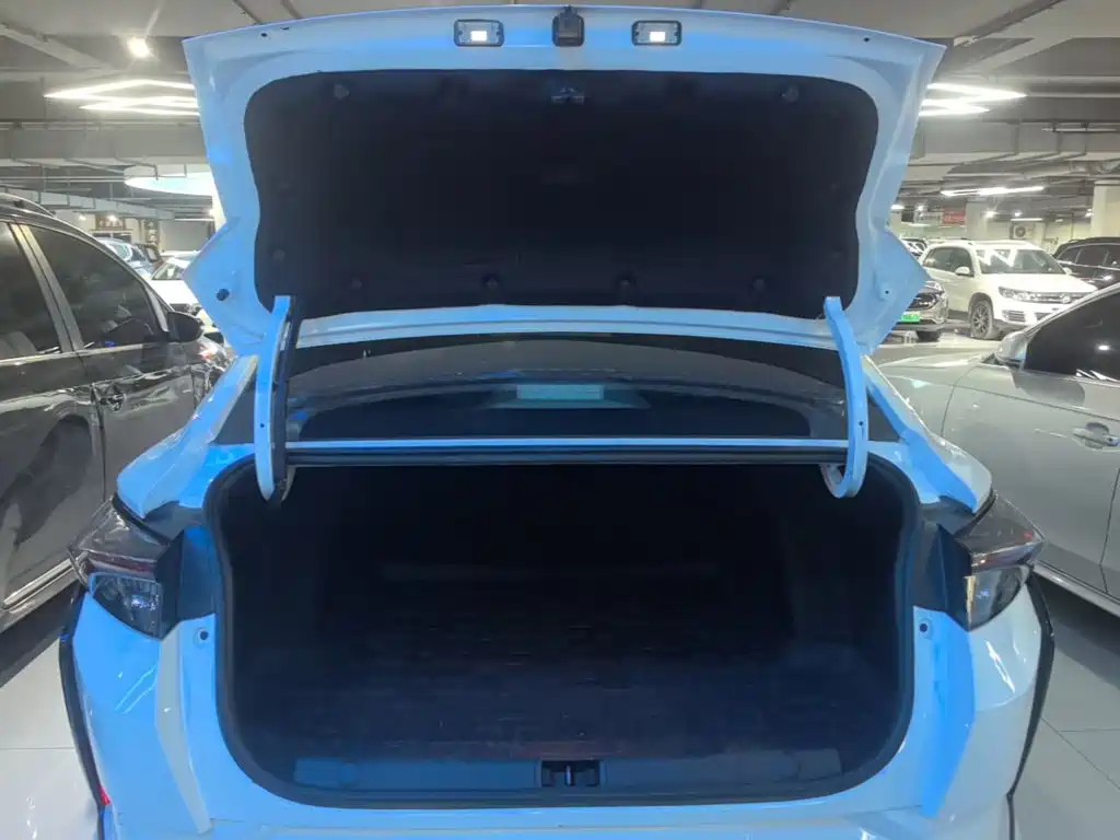 Aeolus Yixuan — миниатюра 19