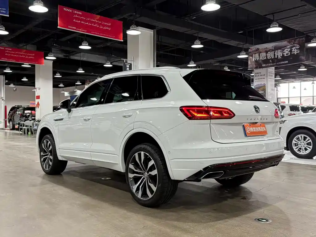 Volkswagen Touareg — миниатюра 7