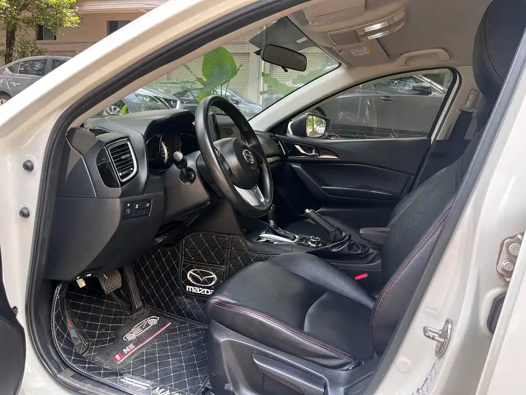 Mazda 3 Axela — миниатюра 4