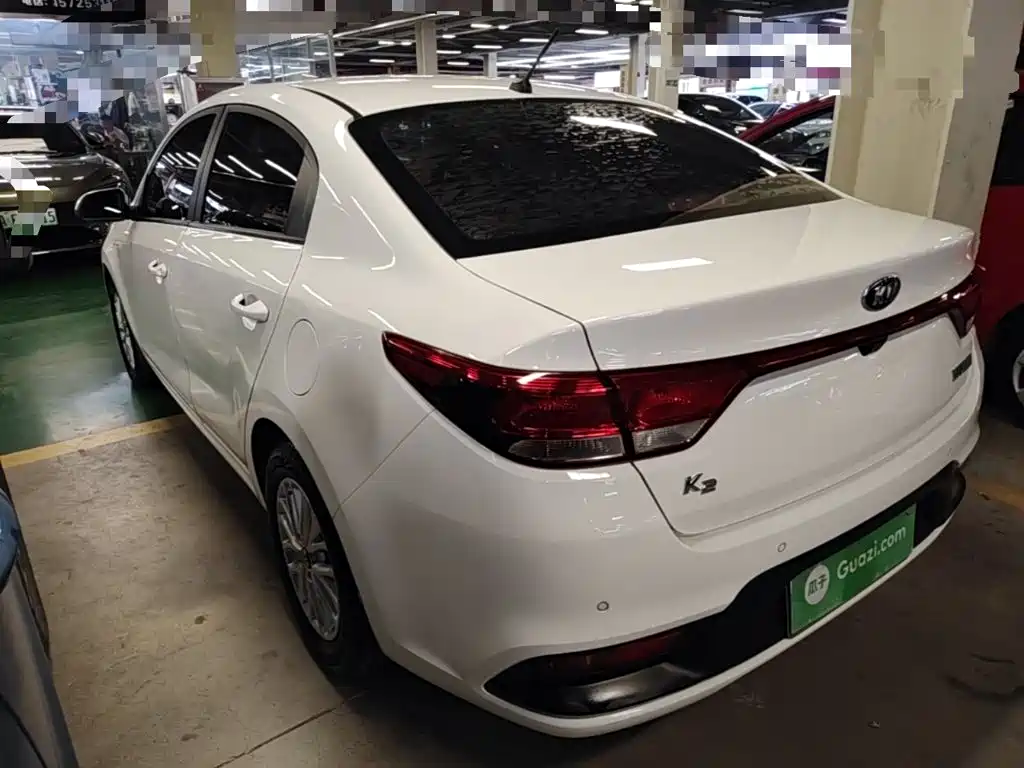 Kia K2 — миниатюра 5