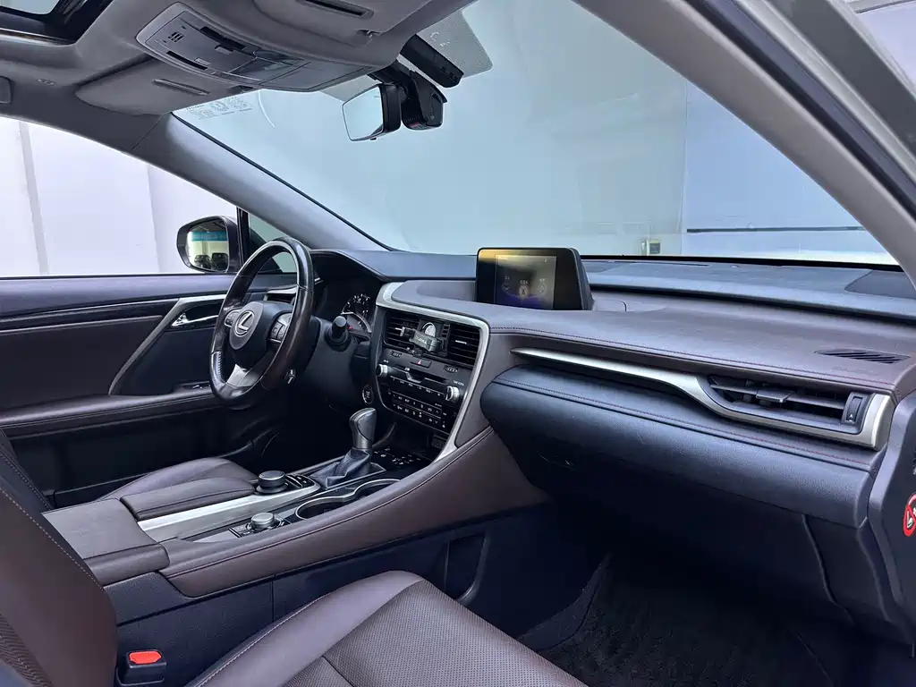 Lexus RX — миниатюра 11