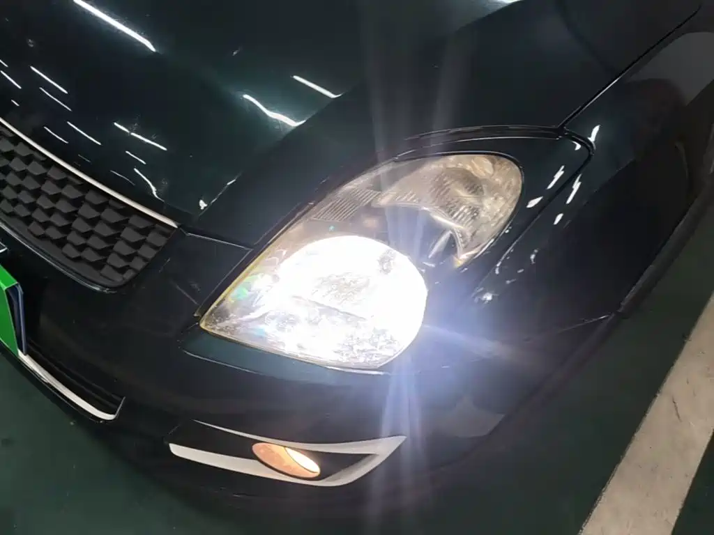 Suzuki Swift — миниатюра 24