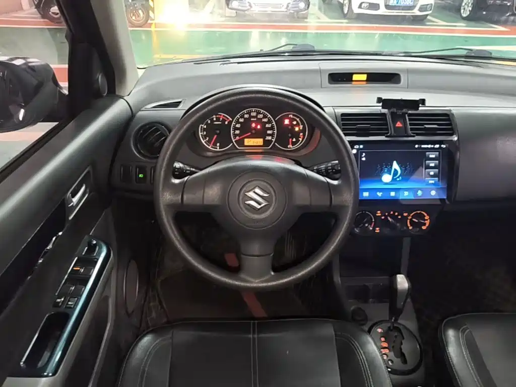 Suzuki Swift — миниатюра 11