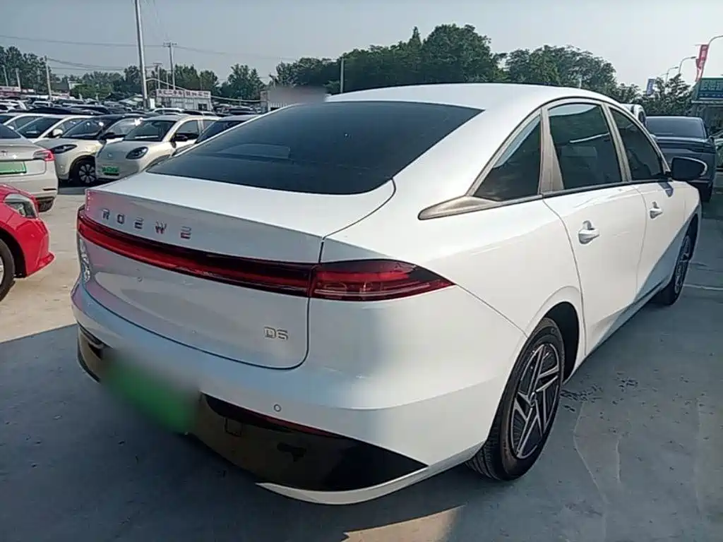 Roewe Young Wai D6 — миниатюра 7