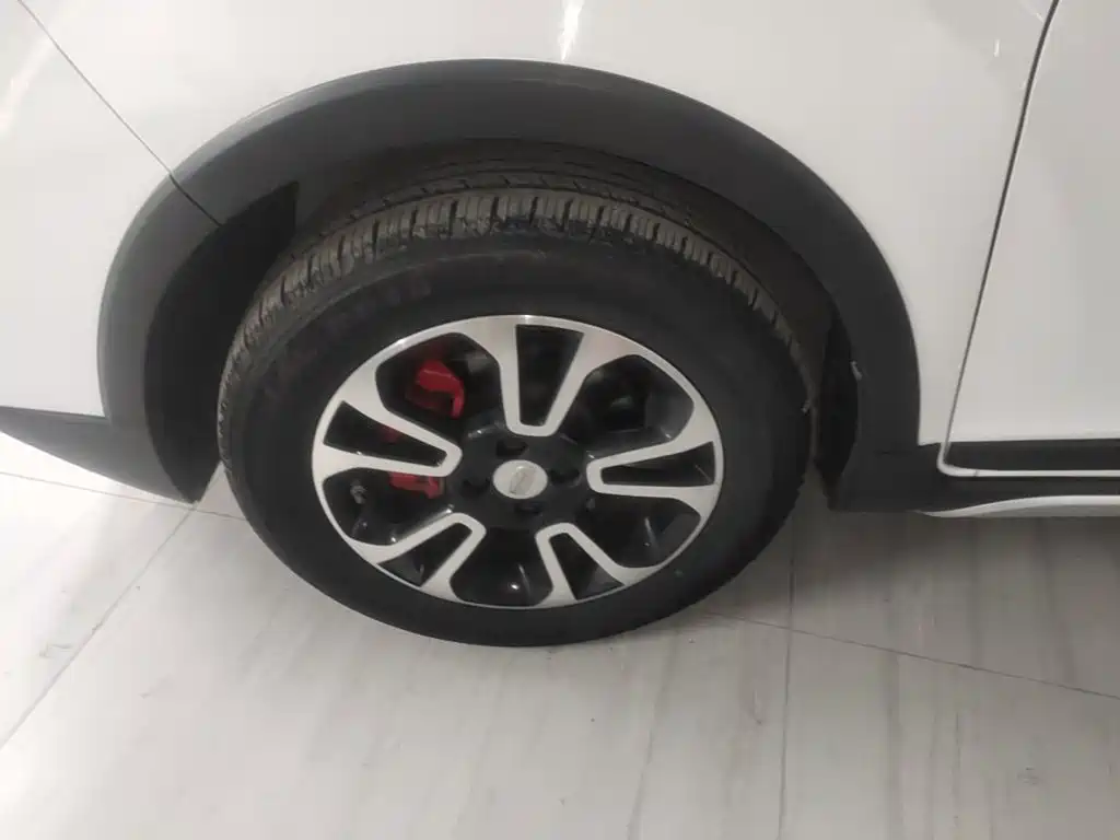 Geely Vision X3 — миниатюра 23