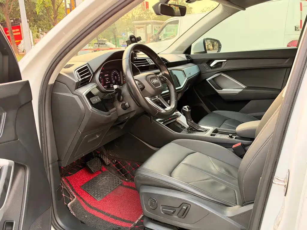 Audi Q3 — миниатюра 10