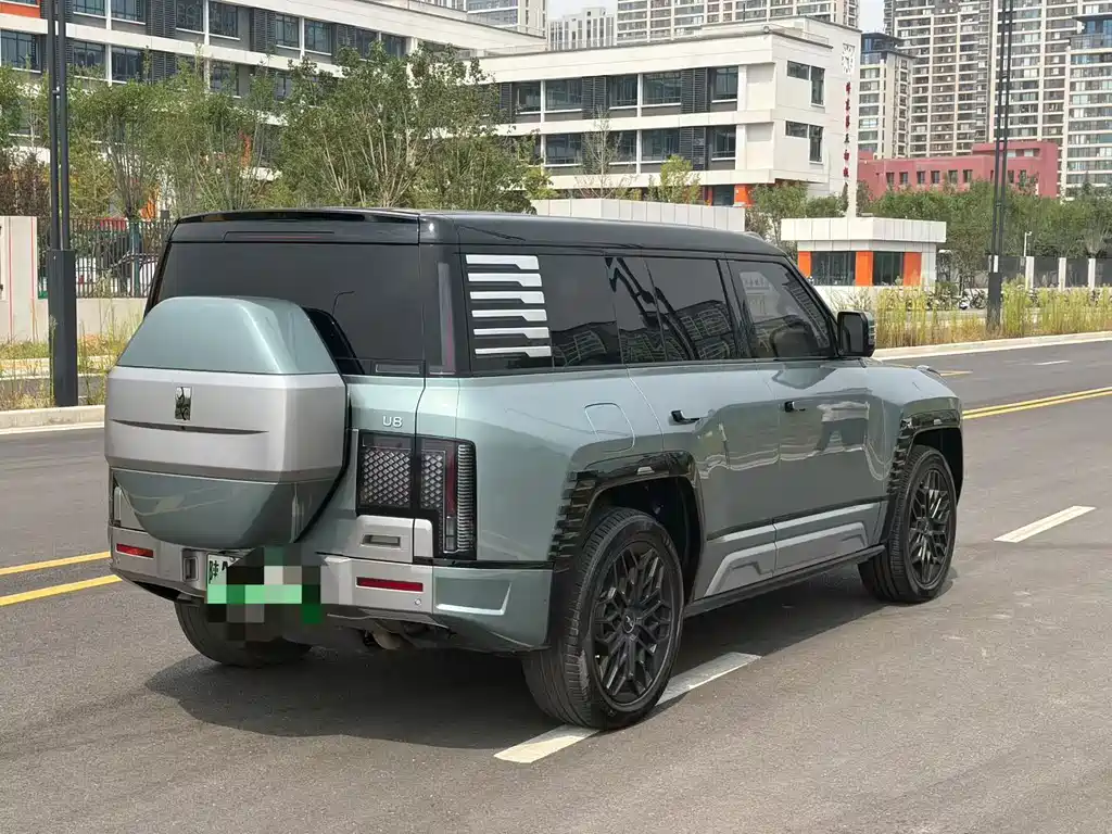 Yangwang Yangwang U8 — миниатюра 7