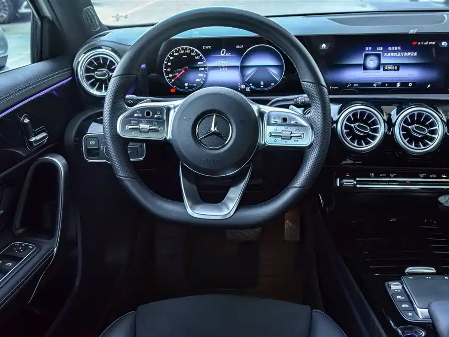 Mercedes-Benz A-Class — миниатюра 14