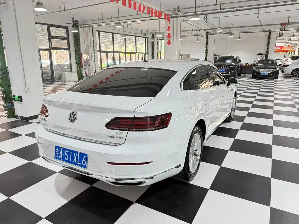 Volkswagen CC — миниатюра 9